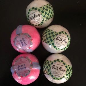 New bath and body works bath bomb